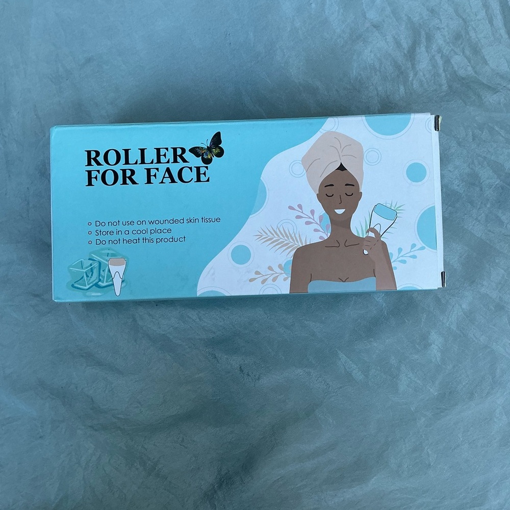 Facial Roller unused